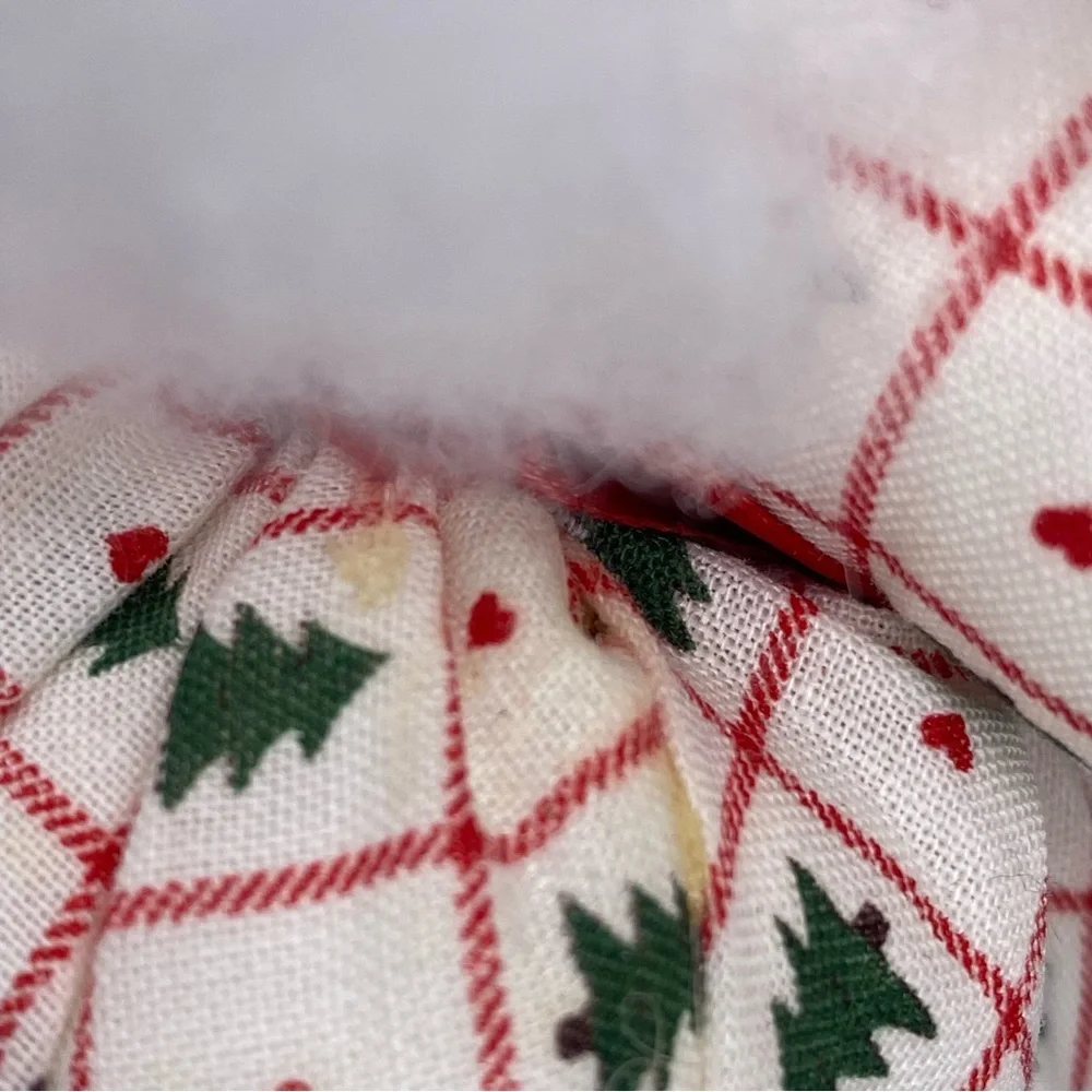 Vintage Santa & Mrs. Claus Stuffed Fabric Dolls Christmas Decor Shelf Sitters